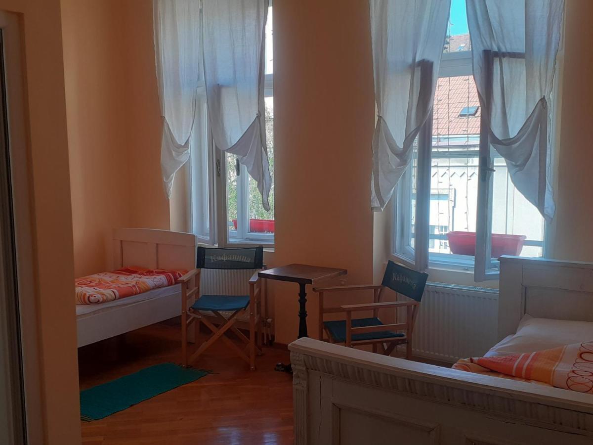 B&B Lakis&Takis Novi Sad Esterno foto