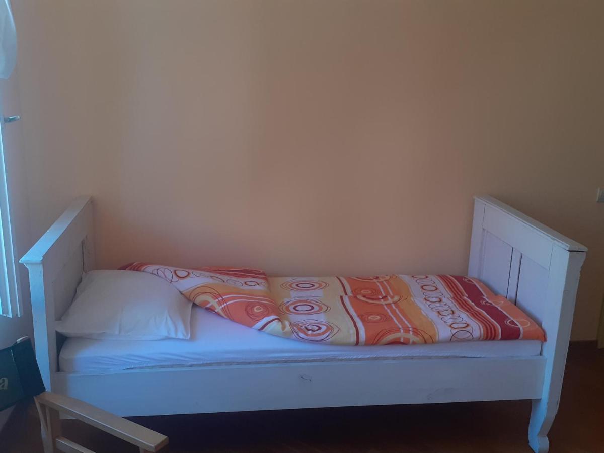 B&B Lakis&Takis Novi Sad Esterno foto